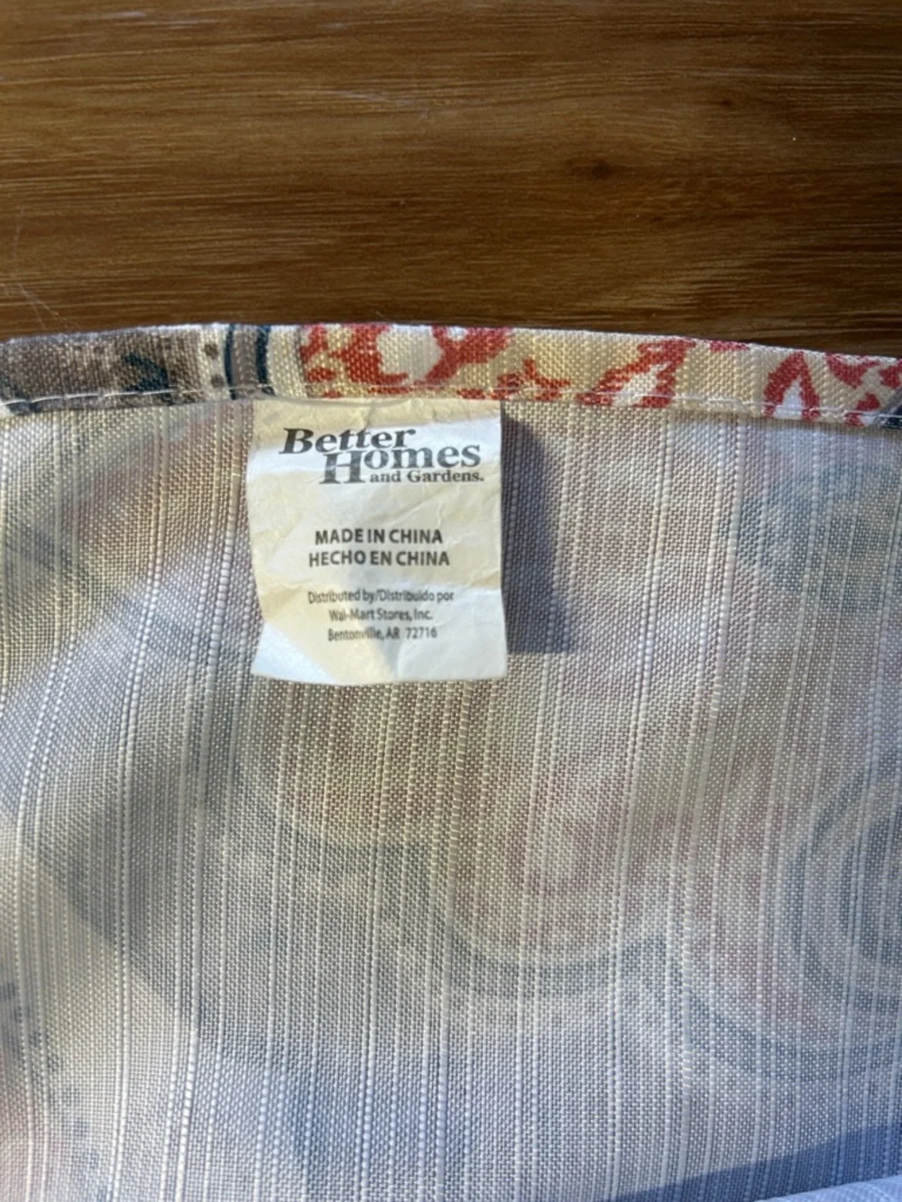 Better Homes And Gardens bold medallion
